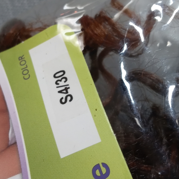 Drawstring ponytail - Picture 2 of 6